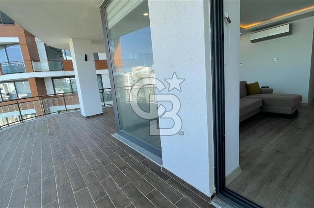 Girne Merkezde Havuzlu Sitede Kiralık 2+1 Eşyalı Daire !!!