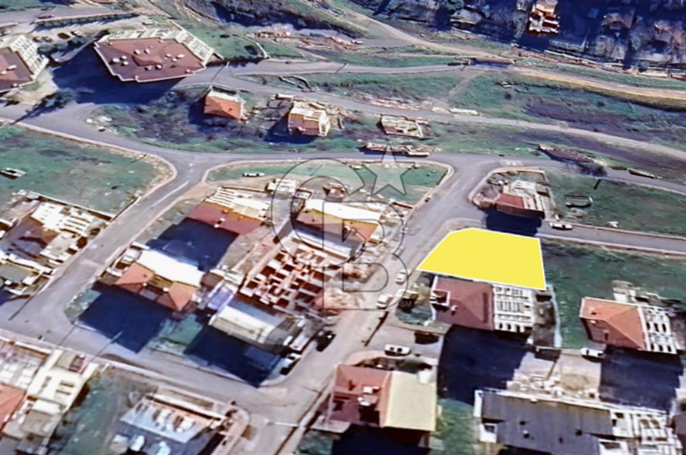 ÇAYIROVA'DA KONUT İMARLI ARSA