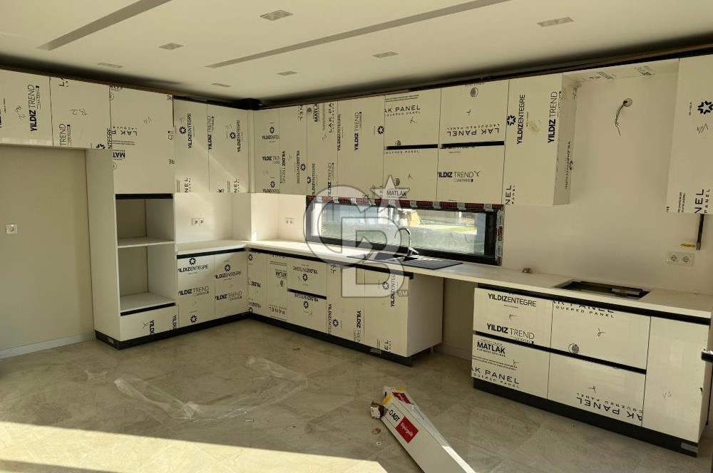 SİLİVRİ KAVAKLI MAHALLESİNDE SATILIK LÜX VİLLA