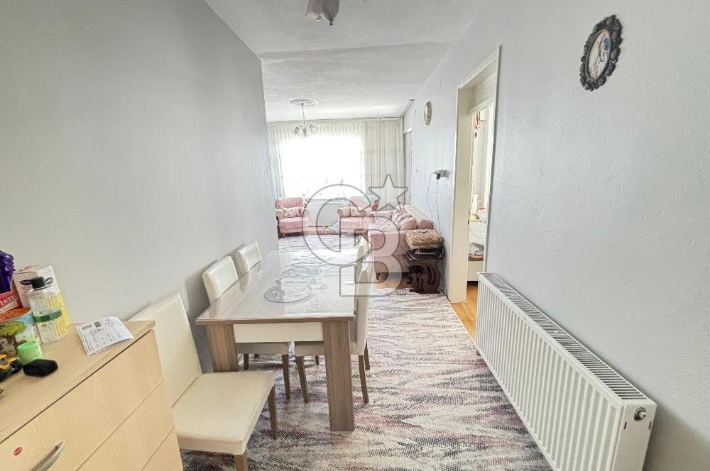 Derince İstiklal Caddesi Üzeri Deniz Manzaralı Satılık 2+1 Daire