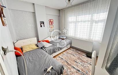 Derince İstiklal Caddesi Üzeri Deniz Manzaralı Satılık 2+1 Daire