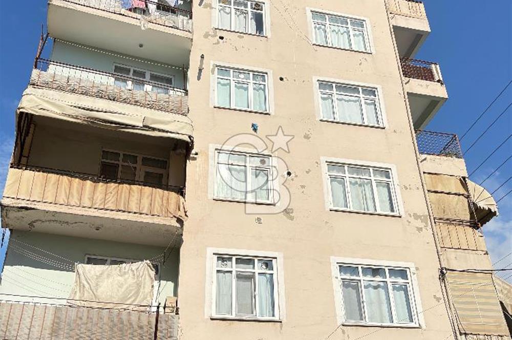 Derince İstiklal Caddesi Üzeri Deniz Manzaralı Satılık 2+1 Daire