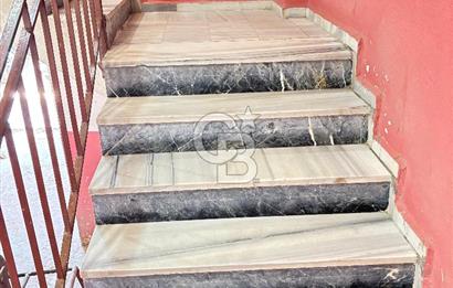 Derince İstiklal Caddesi Üzeri Deniz Manzaralı Satılık 2+1 Daire