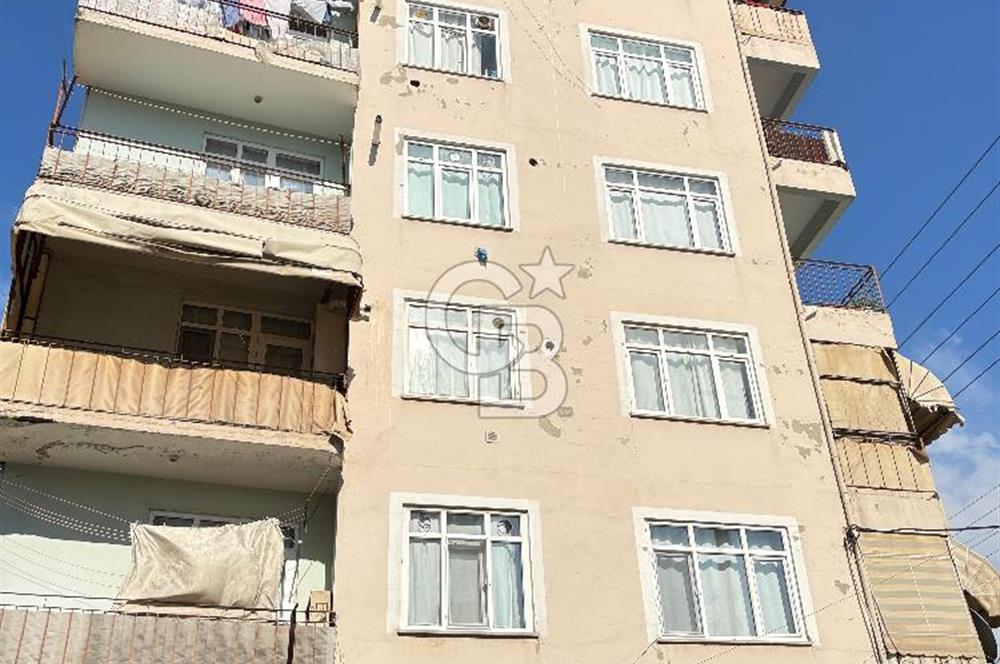 Derince İstiklal Caddesi Üzeri Deniz Manzaralı Satılık 2+1 Daire