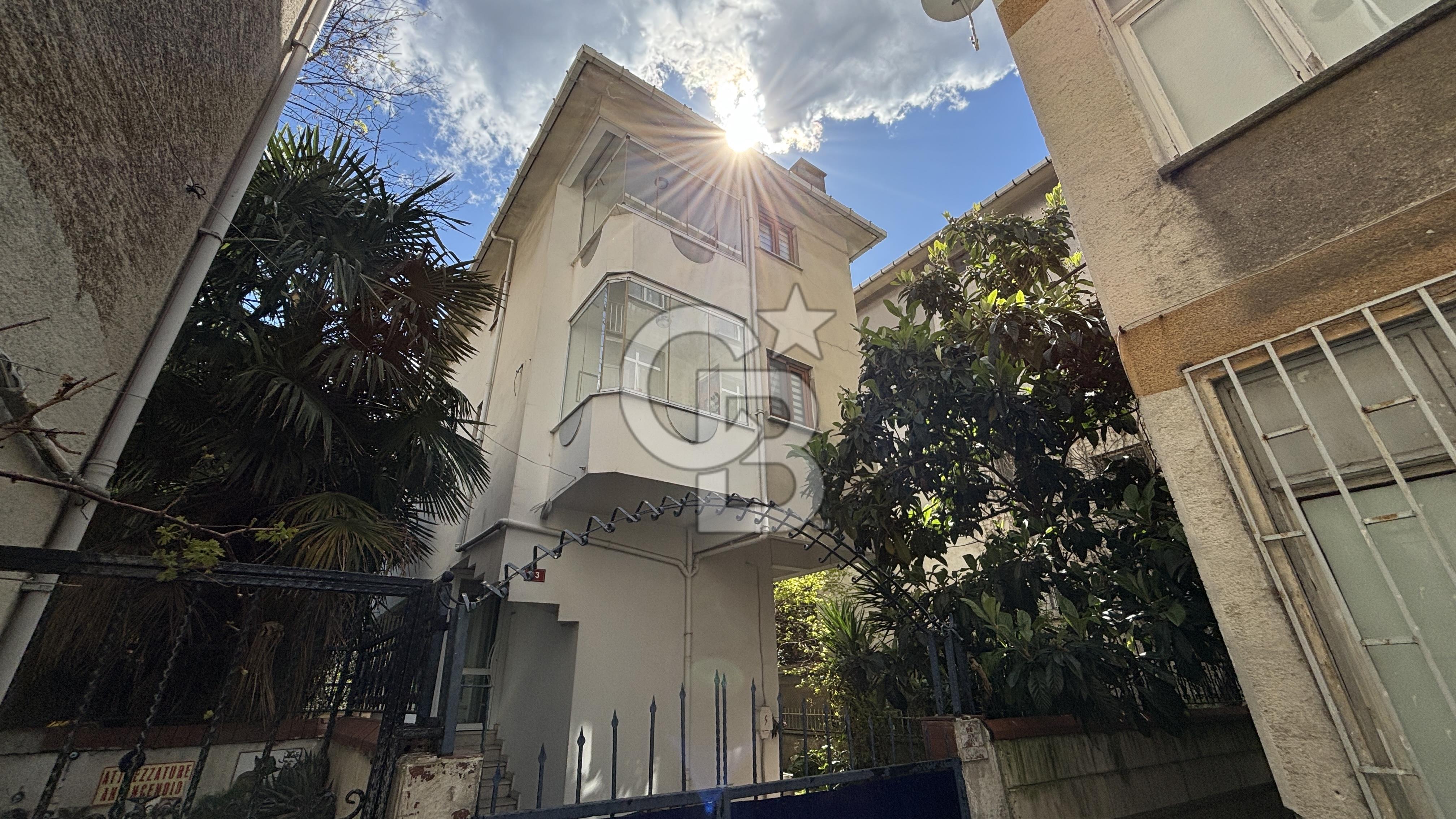 KIZILTOPRAK KOMPLE KİRALIK MÜSTAKİL BİNA 3 KATLI VE BAHÇELİ