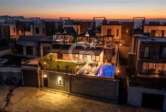 BODRUM ADABUKU 6+1 VİLLA ÖZEL YAPİM BUNGALOV 2 ADET MUSTAKİL HAVUZLU
