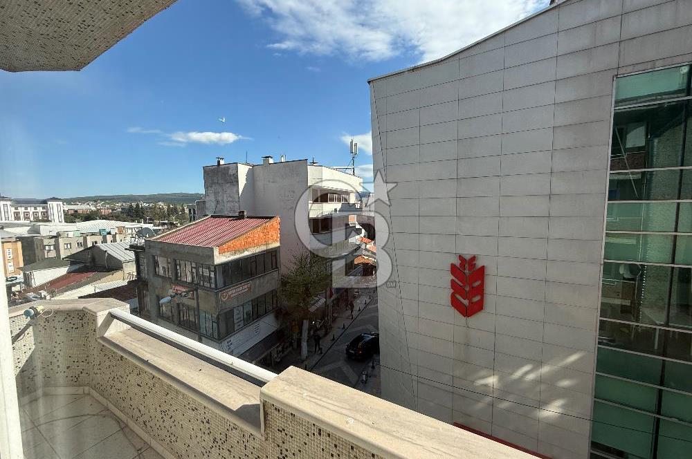 Biga Merkezde 3+1 Satılık Daire