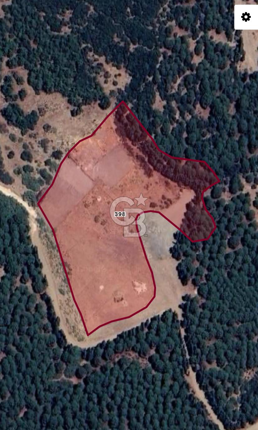 İzmir Torbalı'da mükemmel konumda yatırımlık kelepir tarla.