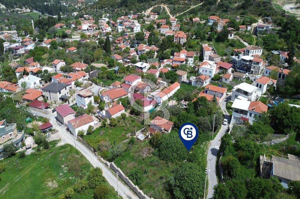 Karaburun Mordoğan Köy'ünde Deniz ve Doğa Manzaralı 117 m² Arsa