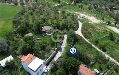 Karaburun Mordoğan Köy'ünde Deniz ve Doğa Manzaralı 117 m² Arsa