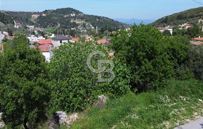 Karaburun Mordoğan Köy'ünde Deniz ve Doğa Manzaralı 117 m² Arsa