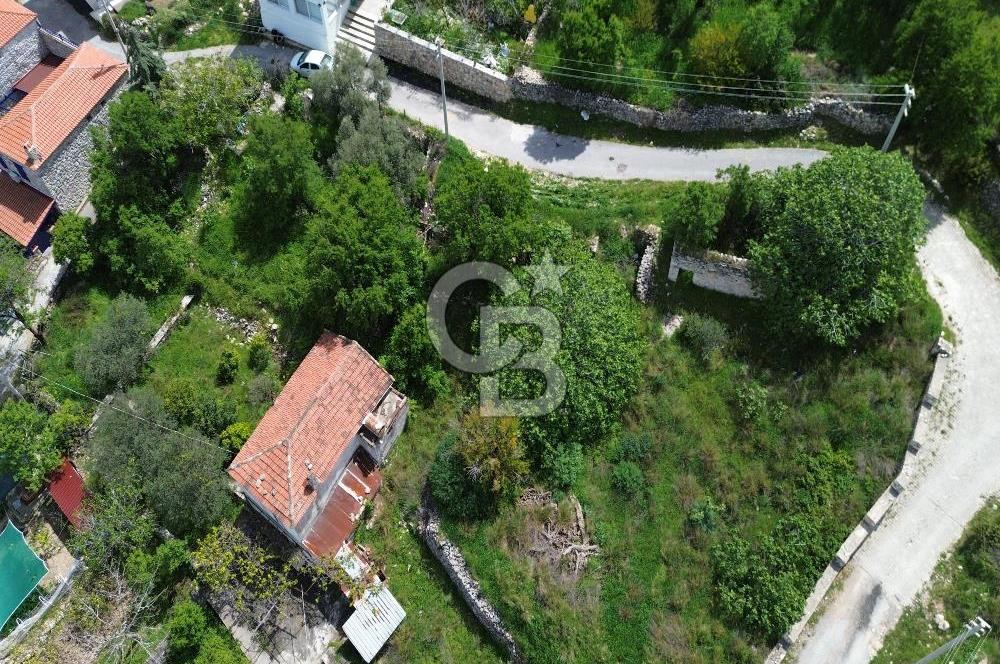 Karaburun Mordoğan Köy'ünde Deniz ve Doğa Manzaralı 117 m² Arsa