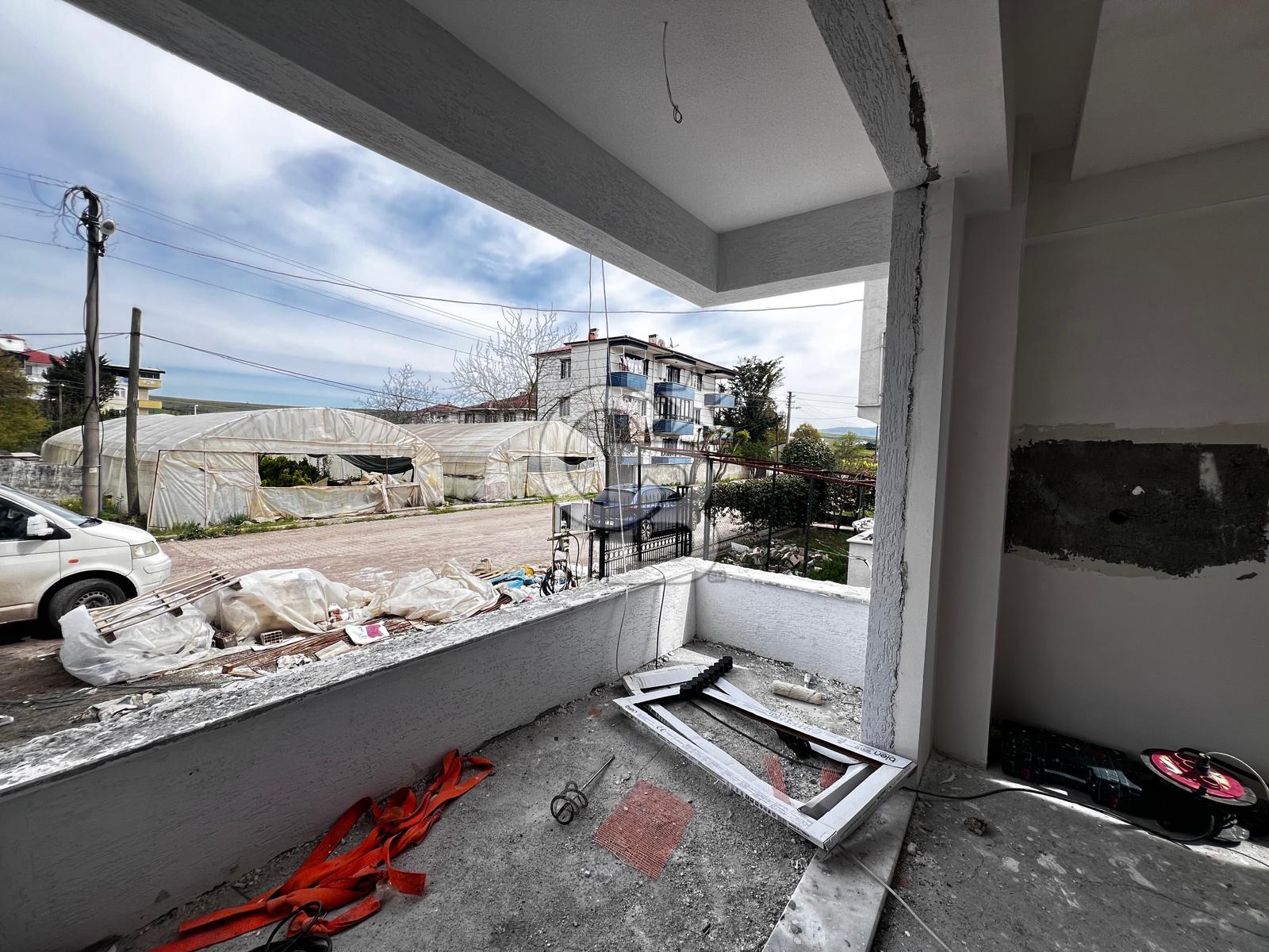 ÇİFTLİKKÖY SULTANİYE MH.'DE SATILIK 2+1 YÜKSEK GİRİŞ DAİRE