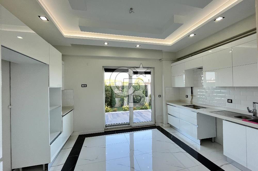 CB AKADEMİ FSM HÜRSOY KRİSTAL KİRALIK 4+1 MÜSTAKİL HAVUZLU VİLLA