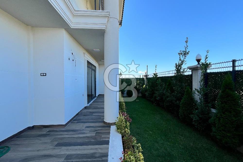 CB AKADEMİ FSM HÜRSOY KRİSTAL KİRALIK 4+1 MÜSTAKİL HAVUZLU VİLLA
