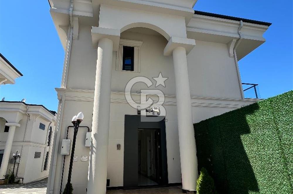 CB AKADEMİ FSM HÜRSOY KRİSTAL KİRALIK 4+1 MÜSTAKİL HAVUZLU VİLLA