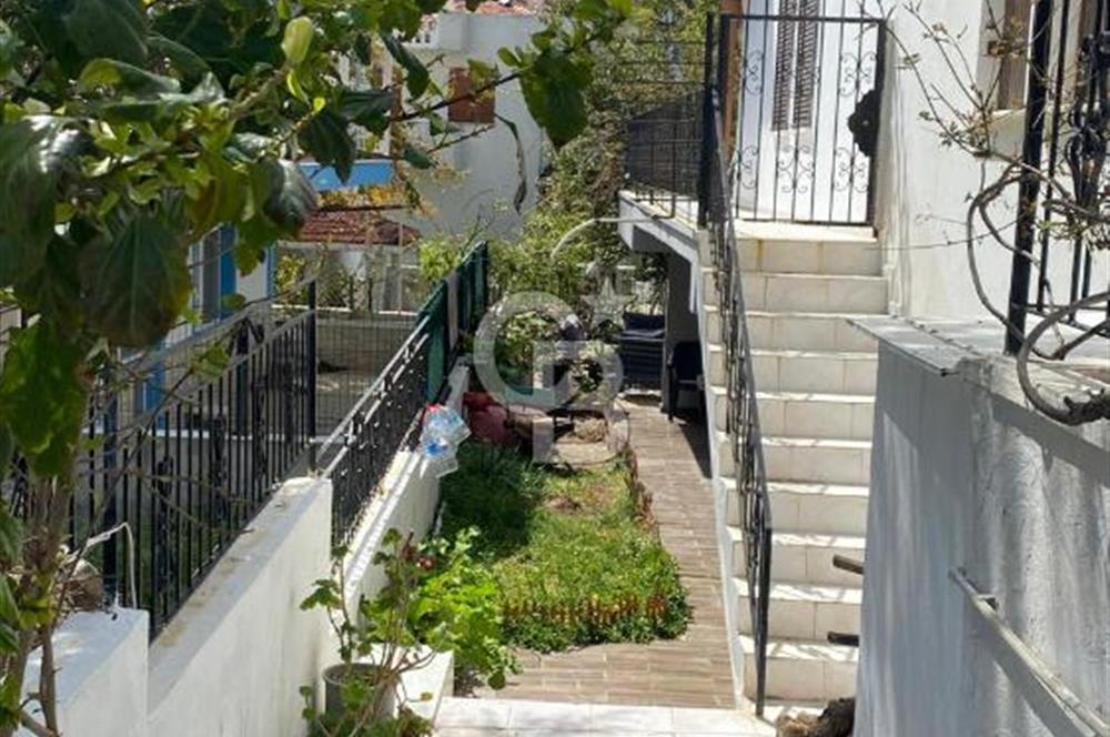 Karaburun Mordoğan Mahallesi Ardıç Mevkii'nde 2+1 Bahçeli Daire