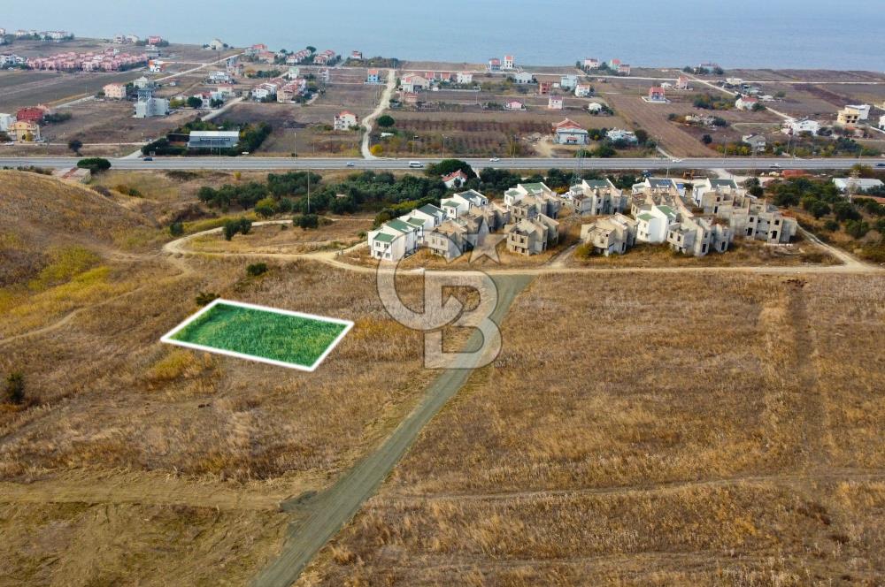 Lapseki Çardak'ta Hakim Tepe Konumda Manzaralı 328m² İmarlı Arsa