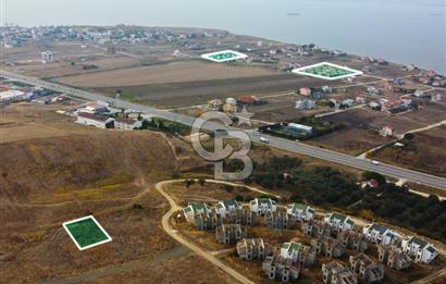 Lapseki Çardak'ta Hakim Tepe Konumda Manzaralı 328m² İmarlı Arsa