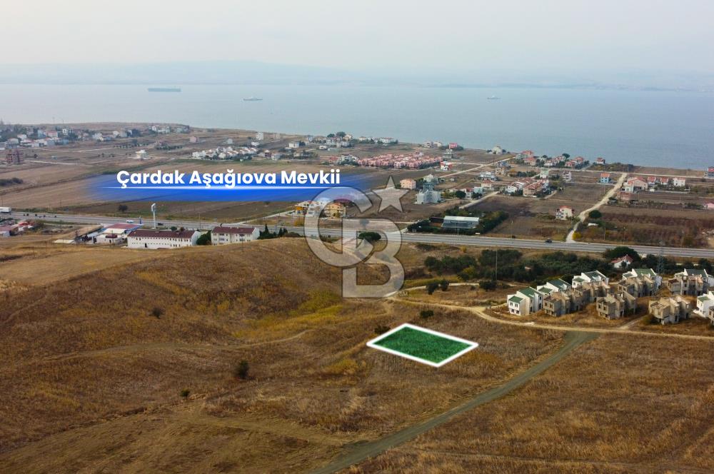 Lapseki Çardak'ta Hakim Tepe Konumda Manzaralı 328m² İmarlı Arsa