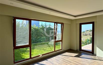 Çanakkalede Panoramik Boğaz Manzaralı Bahçeli 4+1 Tripleks Villa