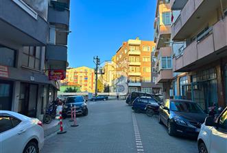 Çanakkale Lapseki Merkez'de Çarşıya Yakın Çok Geniş 3+1 Daire