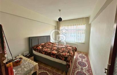 Çanakkale Lapseki Merkez'de Çarşıya Yakın Çok Geniş 3+1 Daire