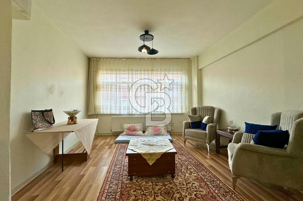 Çanakkale Lapseki Merkez'de Çarşıya Yakın Çok Geniş 3+1 Daire