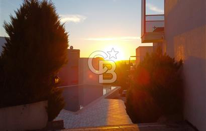 Çanakkalede Panoramik Boğaz Manzaralı Bahçeli 4+1 Tripleks Villa