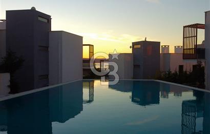 Çanakkalede Panoramik Boğaz Manzaralı Bahçeli 4+1 Tripleks Villa