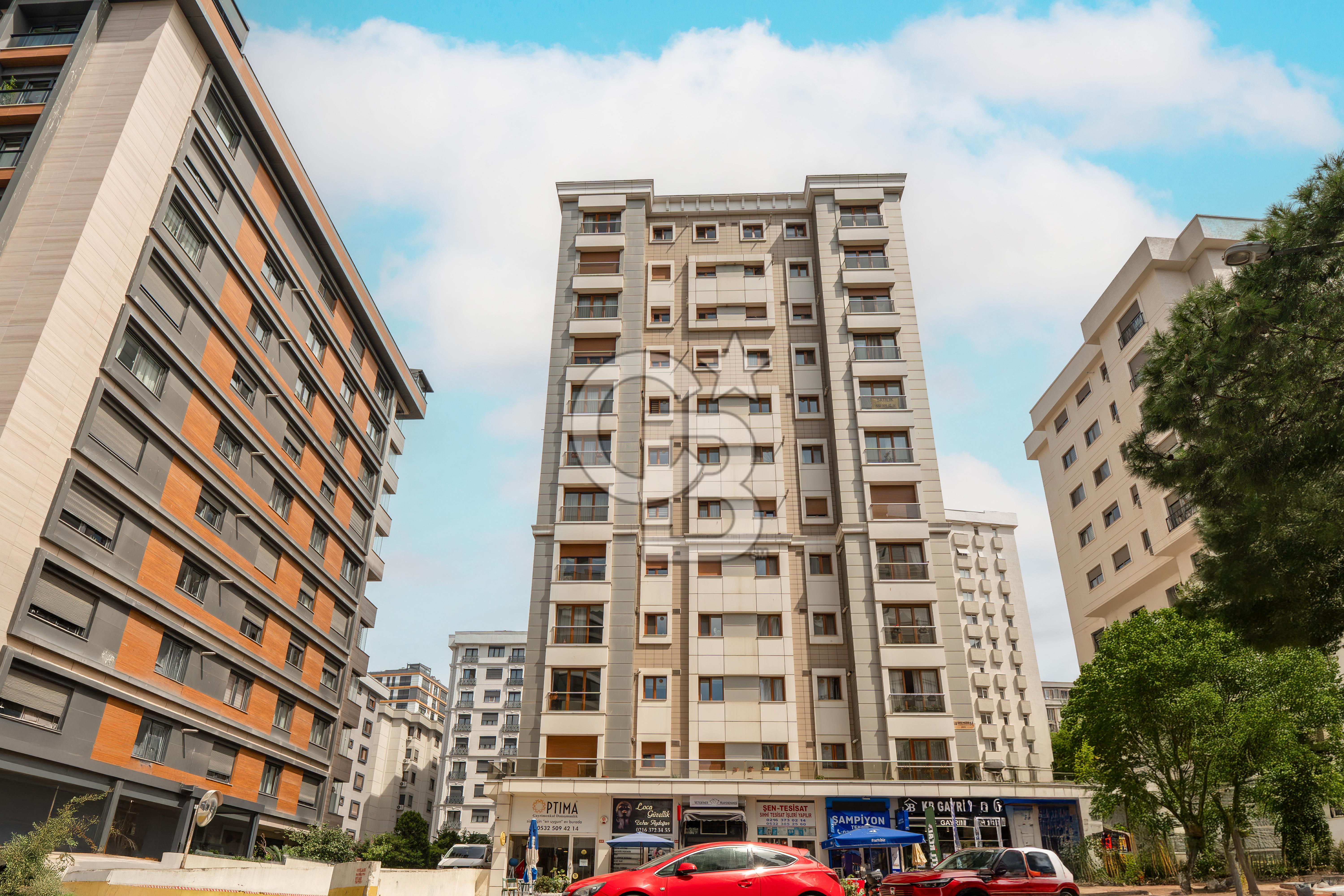 SUADİYE'DE FERAH SATILIK 3+1 DUBLEKS DAİRE