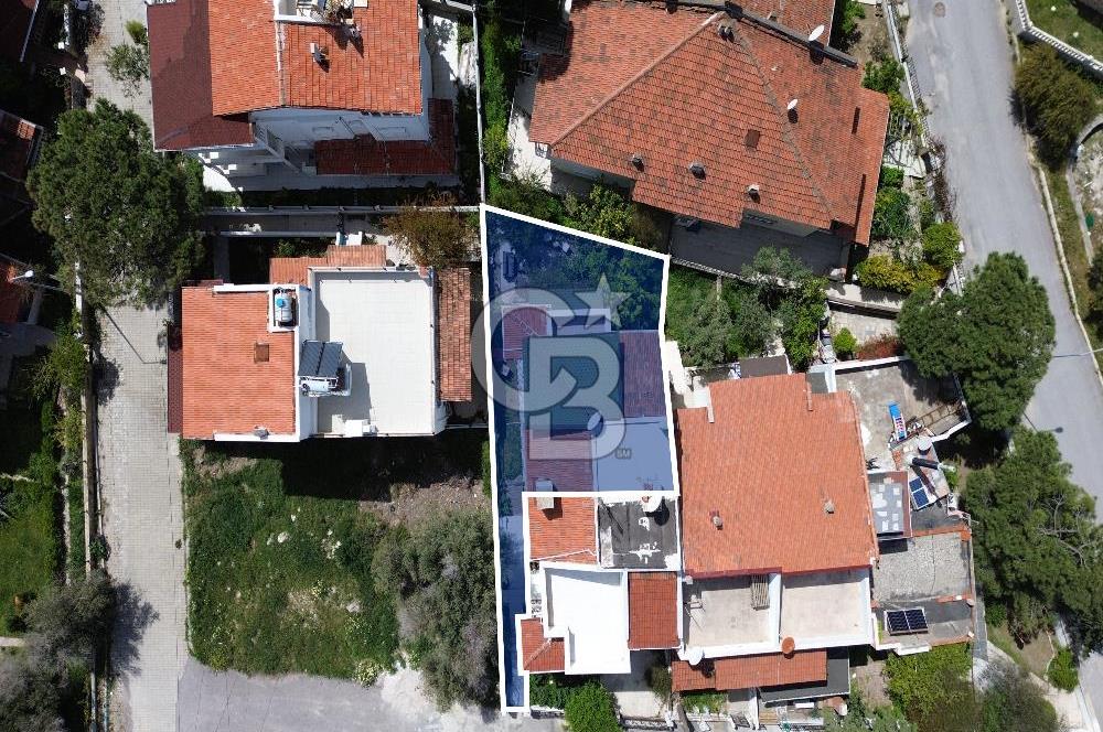 Karaburun Mordoğan Mahallesi Ardıç Mevkii'nde 2+1 Bahçeli Daire