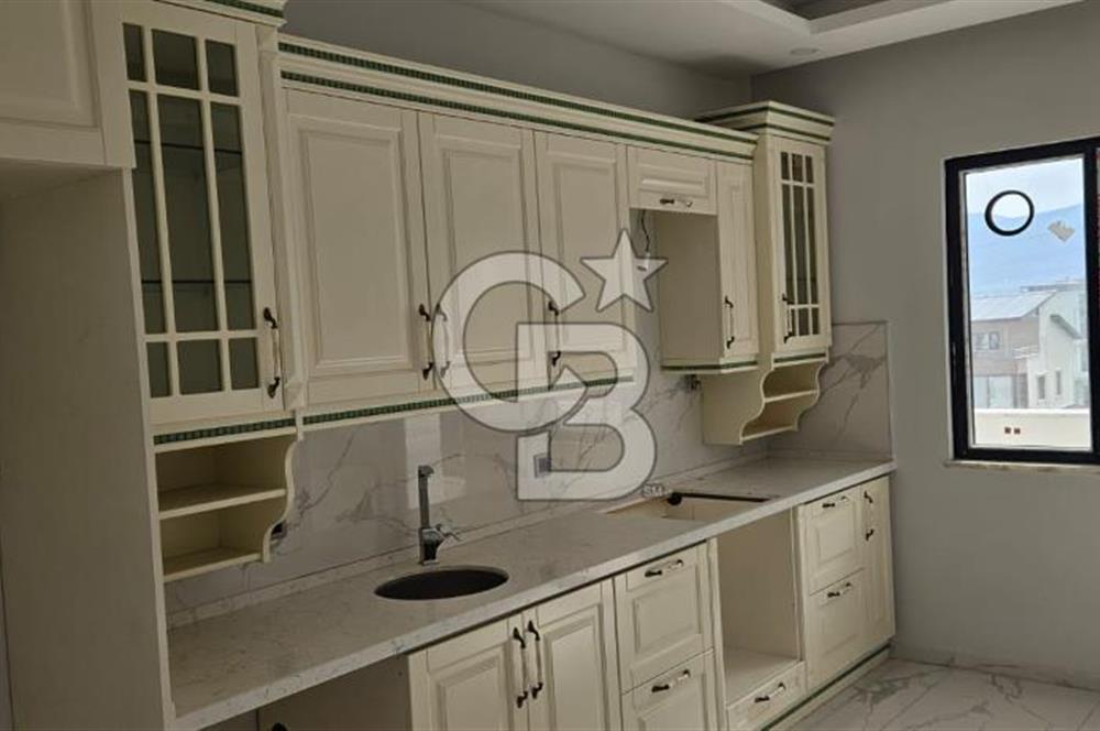 YALOVA ÇİFTLİKKÖY M.AKİFDE DENİZ MANZARALI SATILIK 3+1 DAİRE!