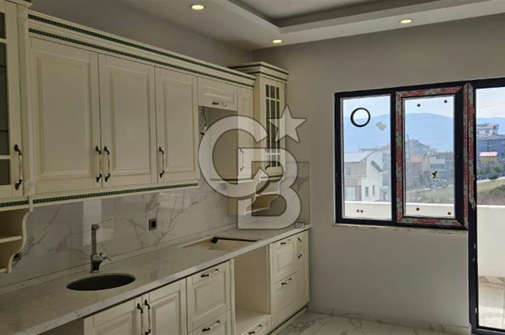 YALOVA ÇİFTLİKKÖY M.AKİFDE DENİZ MANZARALI SATILIK 3+1 DAİRE!