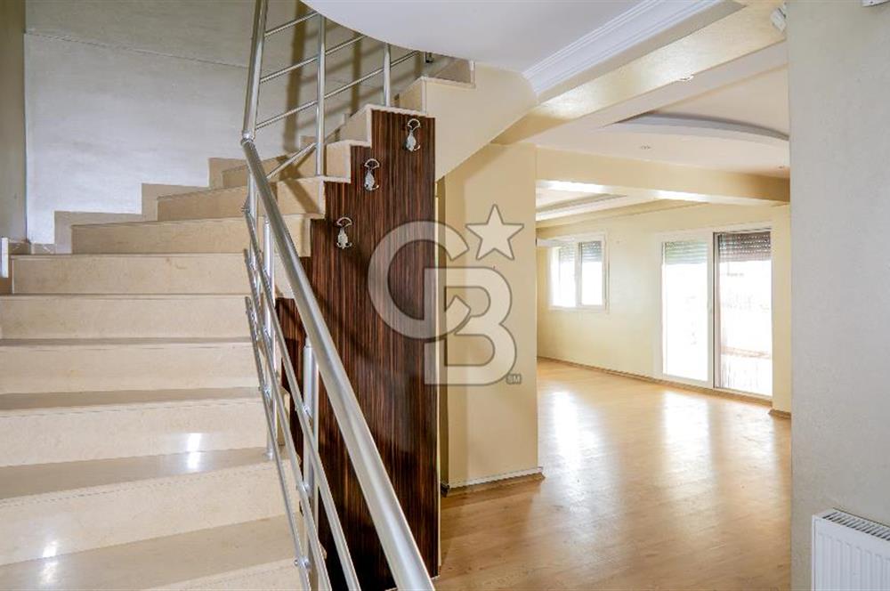 Bayraklı Osmangazi Mah. 3+1 Satılık Bahçeli Dubleks Daire