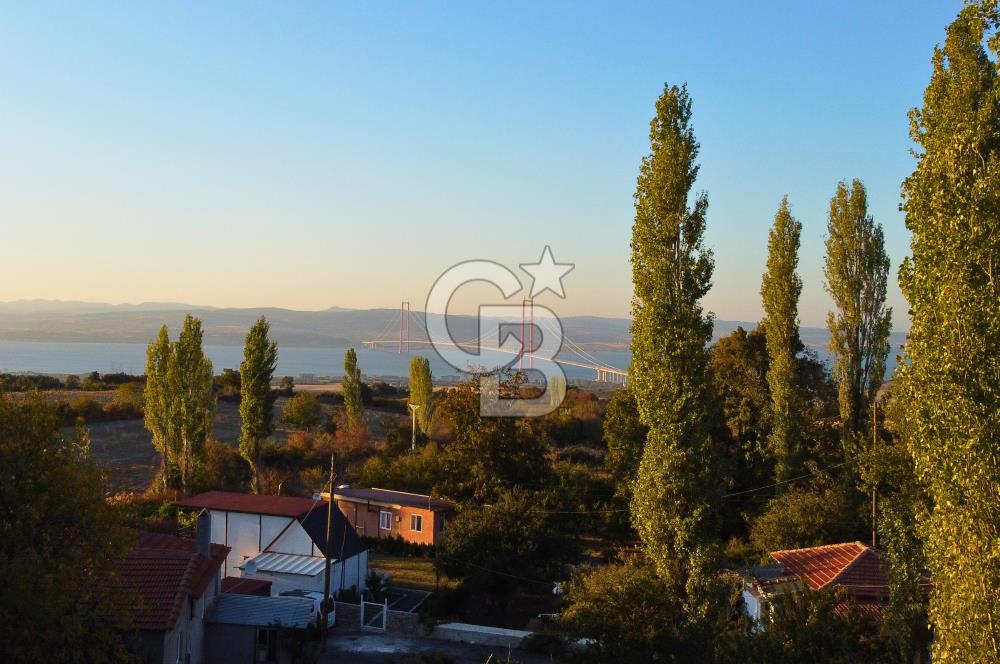 Çanakkale Lapseki Kocavelide Boğaz Manzaralı 377m²Arsa ve Taş Ev