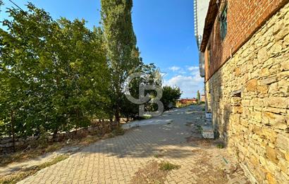 Çanakkale Lapseki Kocavelide Boğaz Manzaralı 377m²Arsa ve Taş Ev