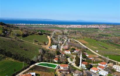 Çanakkale Lapseki Hacıömerler Doğa İçerisinde Köy İçi Köşe Arsa