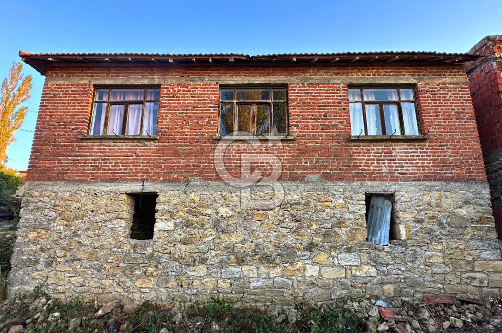 Çanakkale Lapseki Kocavelide Boğaz Manzaralı 377m²Arsa ve Taş Ev