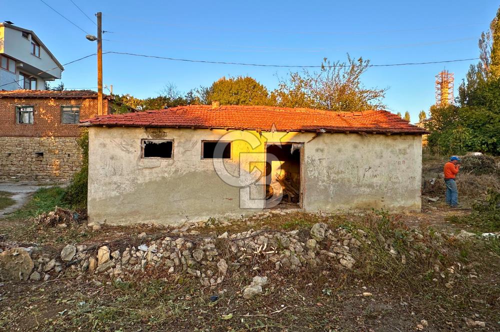 Çanakkale Lapseki Kocavelide Boğaz Manzaralı 377m²Arsa ve Taş Ev