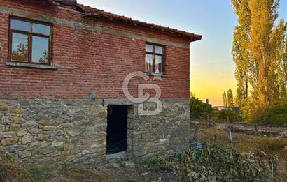 Çanakkale Lapseki Kocavelide Boğaz Manzaralı 377m²Arsa ve Taş Ev