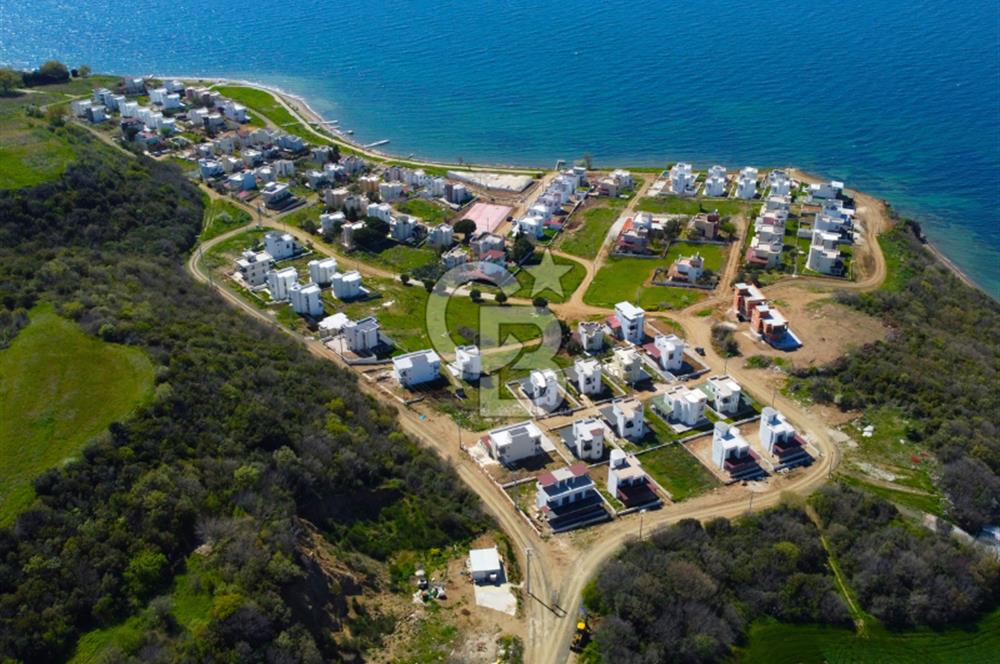Çanakkale Lapseki Kangırlı İzole Konumda Boğaz Manzaralı Müstakil Sıfır Yazlık