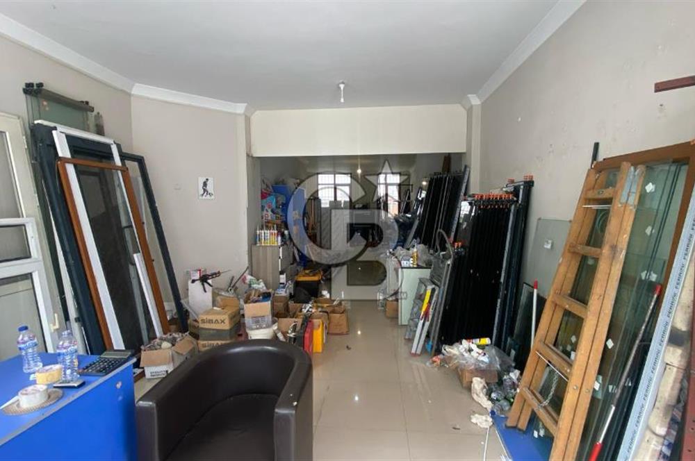 EDREMİT ADLİYE SOKAĞINDA SATILIK DEPOLU DÜKKAN