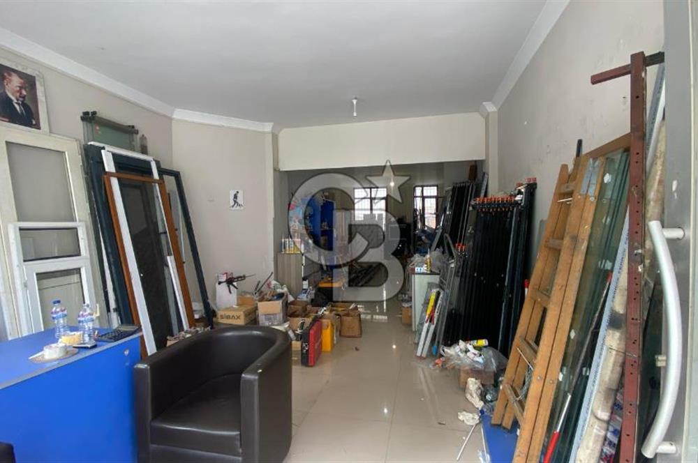 EDREMİT ADLİYE SOKAĞINDA SATILIK DEPOLU DÜKKAN