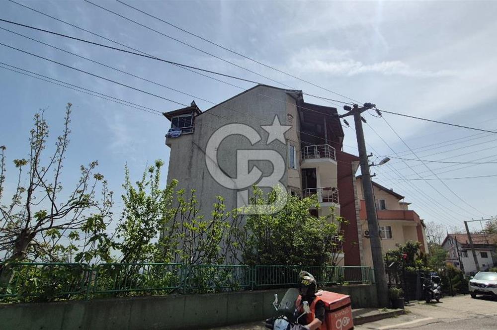 İZMİT* 28 HAZİRAN* GENİŞ TERASLI SATILIK 2+1 ÇATI DUBLEKS DAİRE