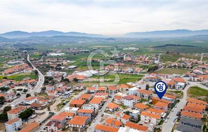 Foça Bağarası Kazım Dirik Mahallesinde Kiralık 2+1 Daire