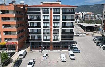 KADIKÖYDE İZMİR-ÇANAKKALE YOLUNA CEPHE KURUMSAL KİRACILI DÜKKAN