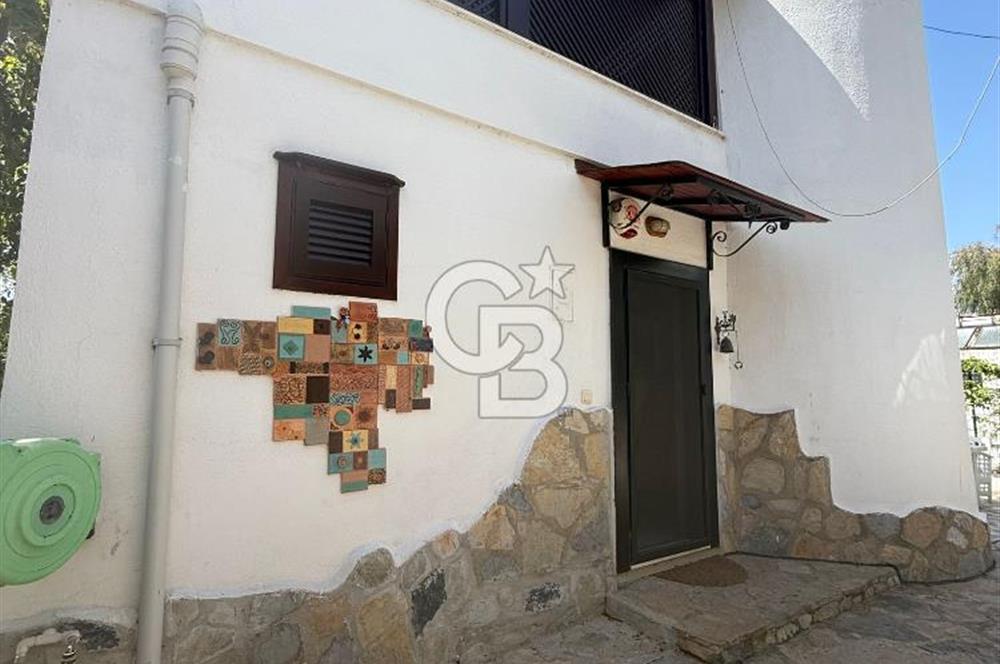 YALIKAVAK' DA MARİNA MANZARALI YILLIK KİRALIK MÜSTAKİL VİLLA