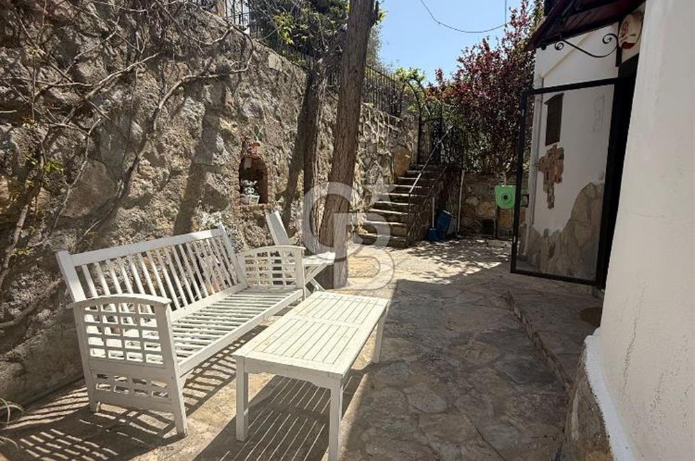 YALIKAVAK' DA MARİNA MANZARALI YILLIK KİRALIK MÜSTAKİL VİLLA