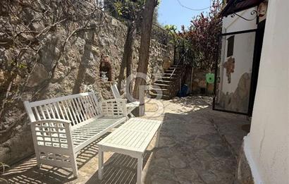 YALIKAVAK' DA MARİNA MANZARALI YILLIK KİRALIK MÜSTAKİL VİLLA